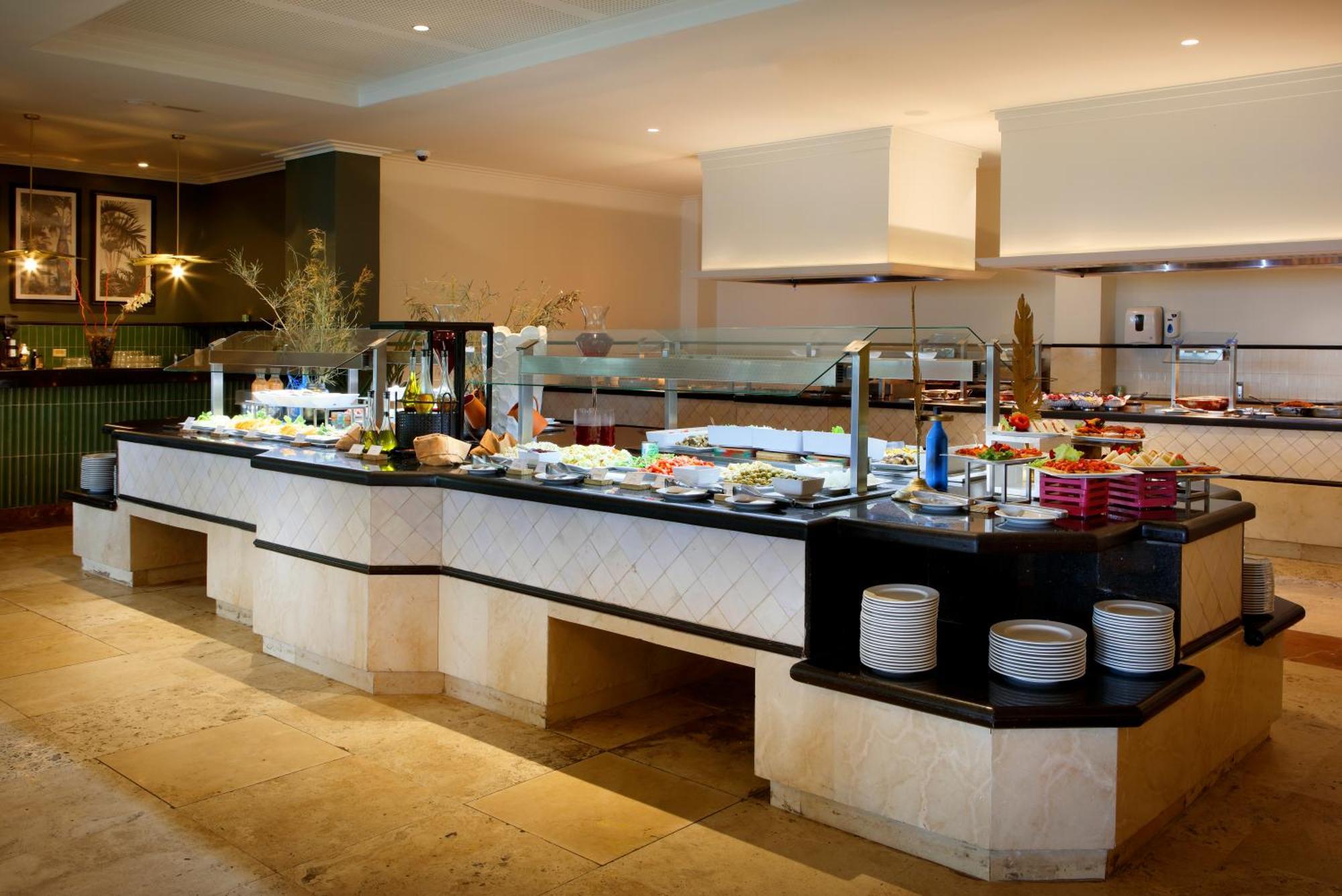 The Signature Level At Grand Palladium Lady Hamilton Resort & Spa Lucea Exterior foto